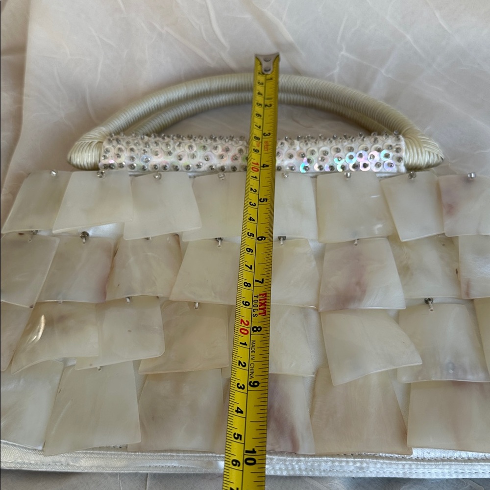 Statement piece genuine mother of pearl purse real pearl - Picture 5 of 12